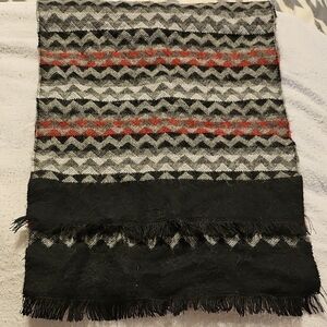 Chevron Design Scarf